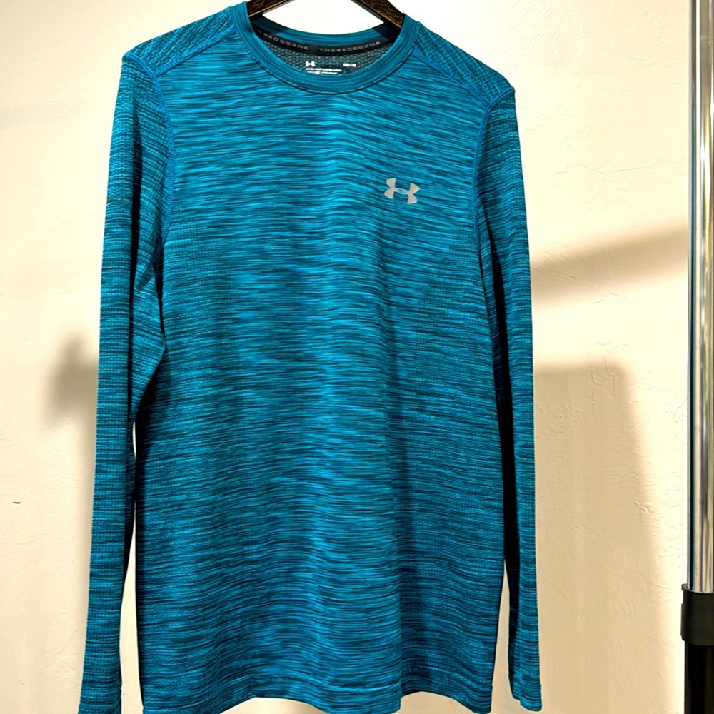Under Armour Thread Borne, Size Medium. New Condition, Never Used!
